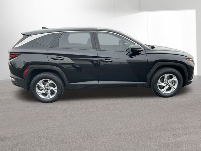 Used 2023 Hyundai Tucson SE image 31