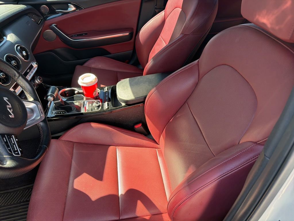 Used 2023 Kia Stinger GT-Line w/ Sun & Sound Package RWD image 7