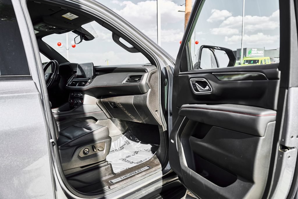 Used 2021 Chevrolet Tahoe RST AWD/4WD image 10