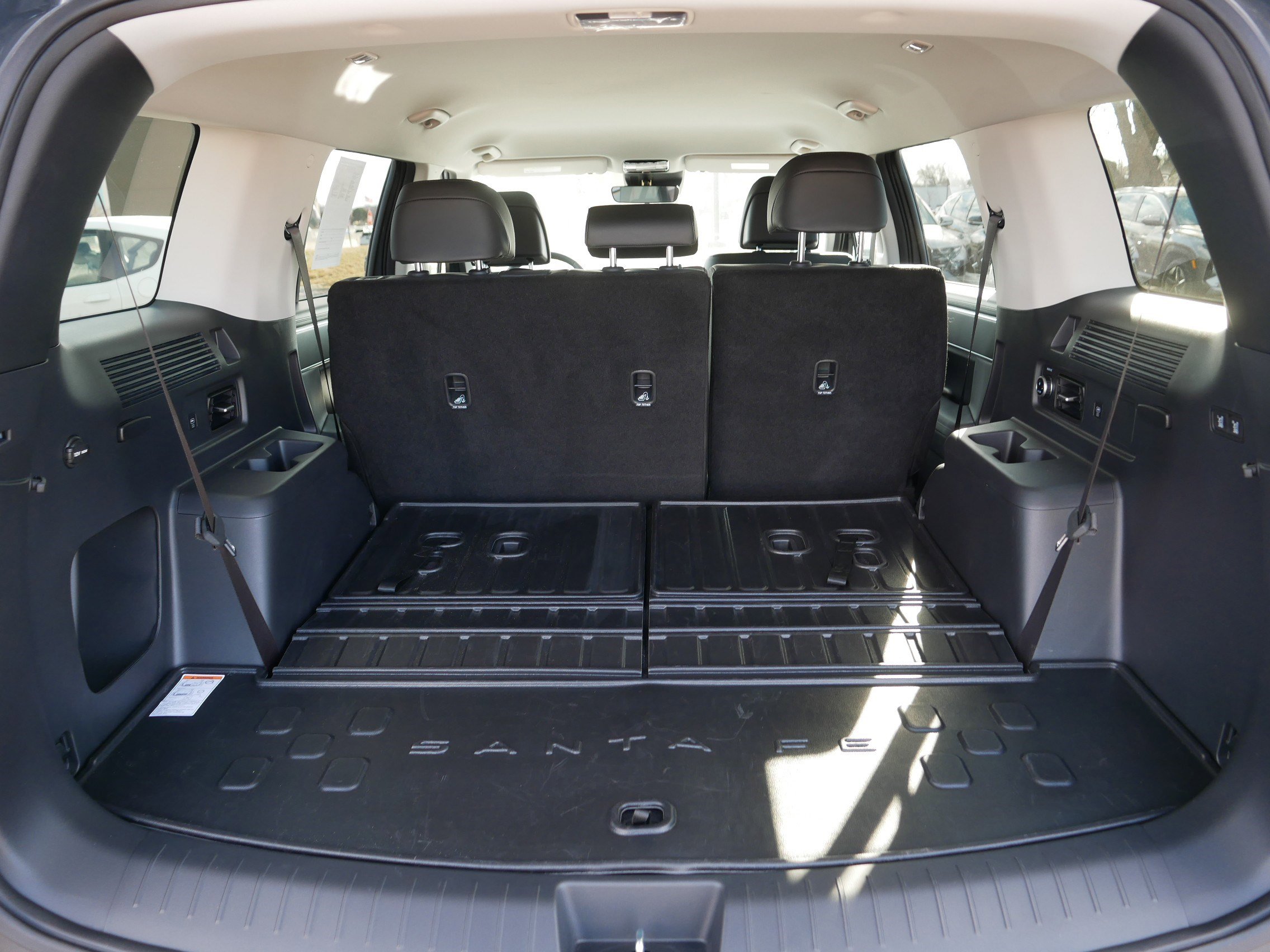 Used 2026 Hyundai Santa Fe SEL AWD/4WD image 18