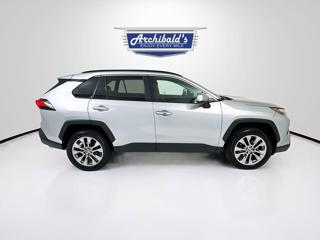 Used 2022 Toyota RAV4 Limited w/ Limited Grade Weather Package image 8