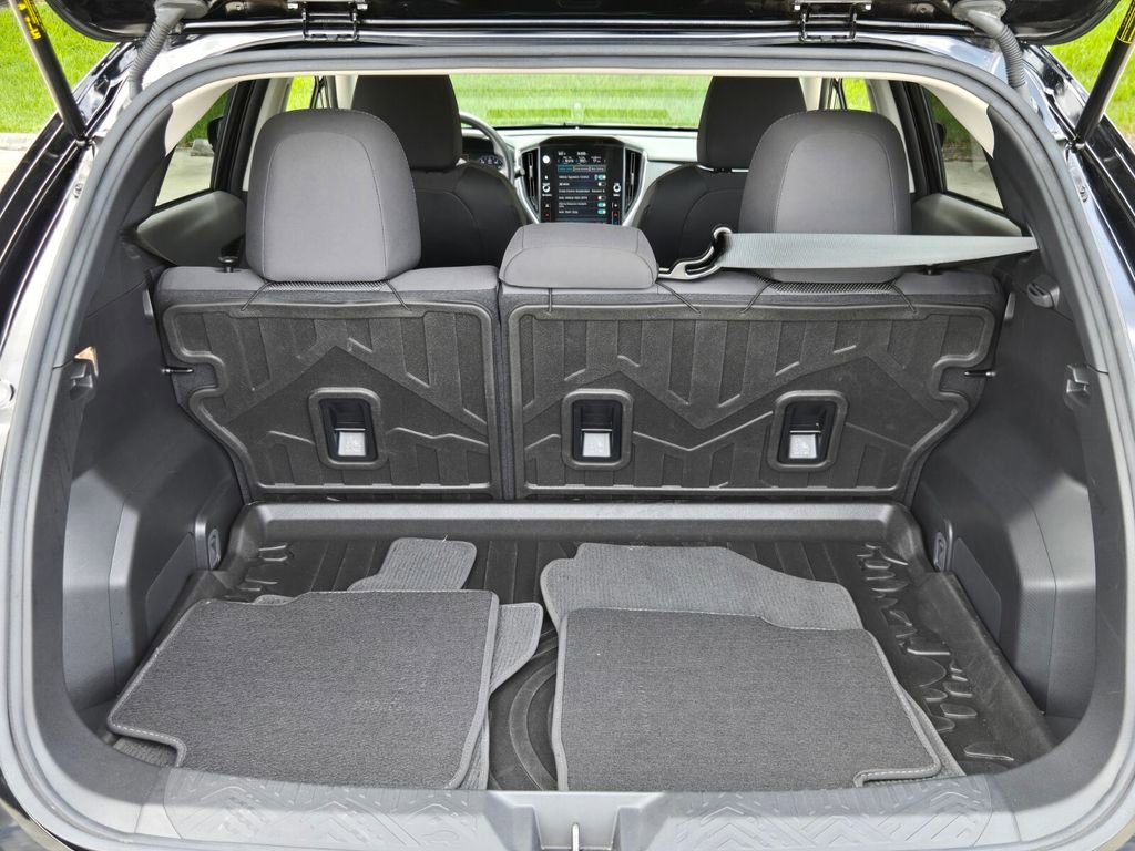 Used 2024 Subaru Crosstrek 2.0i Premium AWD/4WD image 16