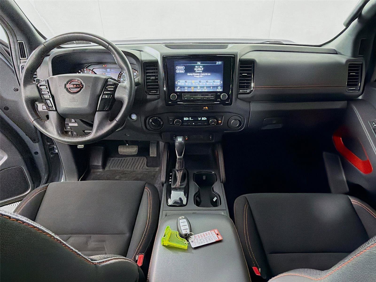 Used 2022 Nissan Frontier PRO-4X AWD/4WD image 4