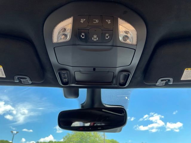 Used 2021 Chrysler Pacifica Pinnacle AWD/4WD image 23