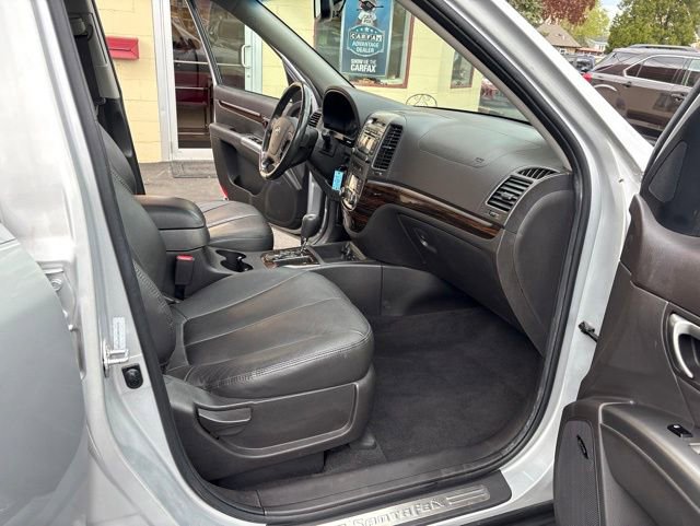 Used 2011 Hyundai Santa Fe Limited FWD image 21