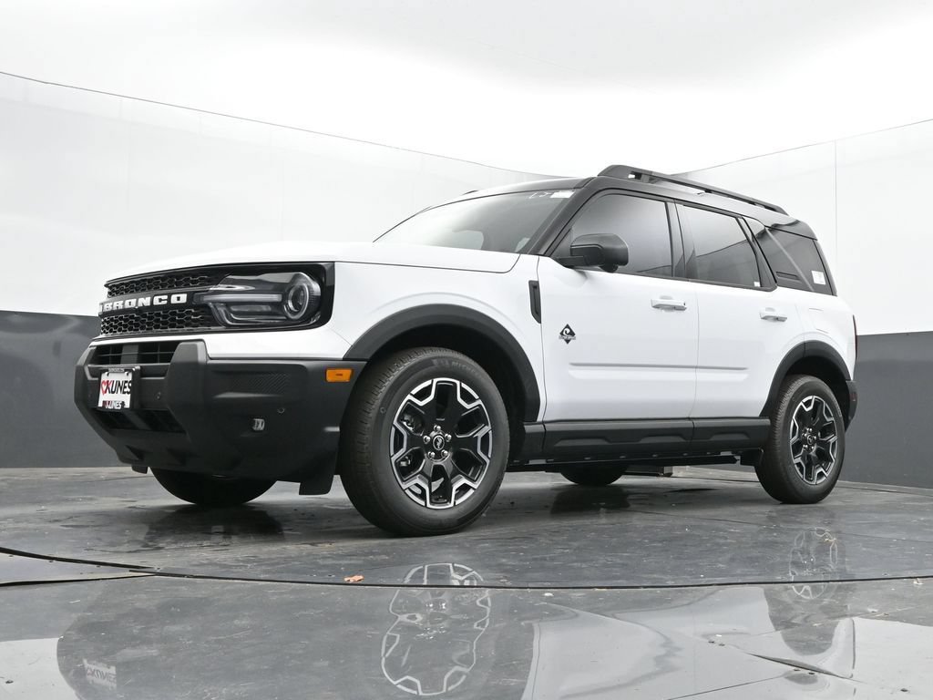 New 2025 Ford Bronco Sport Outer Banks w/ Outer Banks Tech Package+ AWD/4WD image 47
