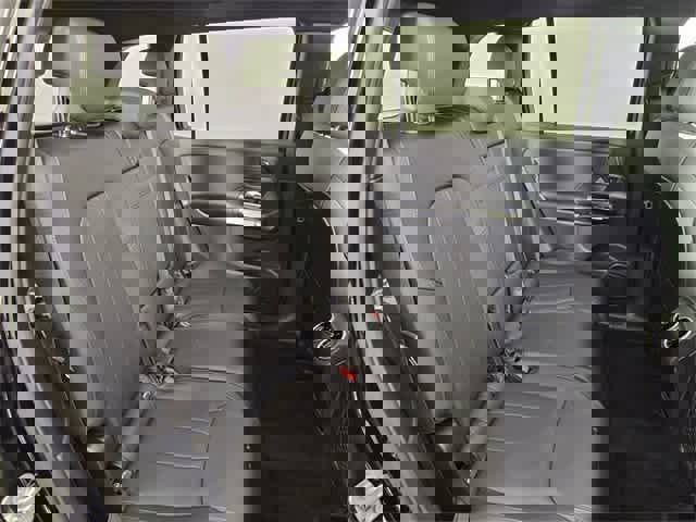 Used 2025 Mercedes-Benz GLB 250 GLB 250 image 21