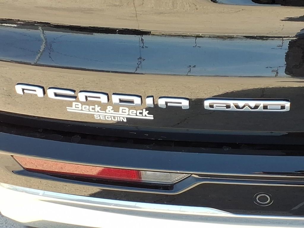 Certified 2025 GMC Acadia Denali w/ Super Cruise Package image 11