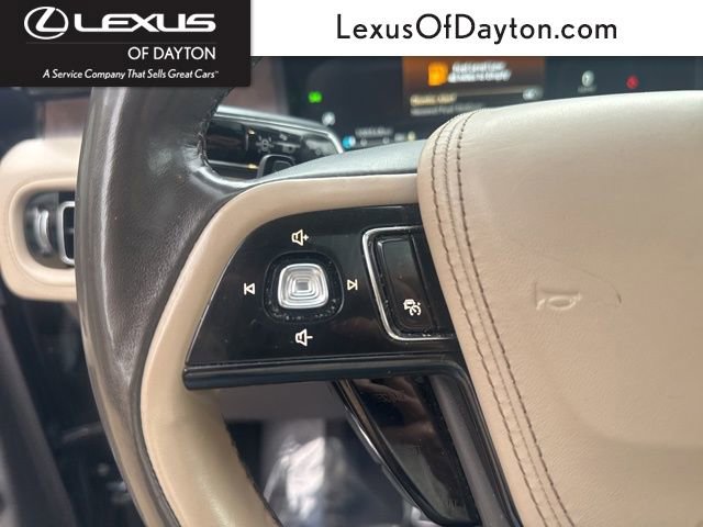 Used 2021 Lincoln Aviator Reserve w/ Equipment Group 201A image 17