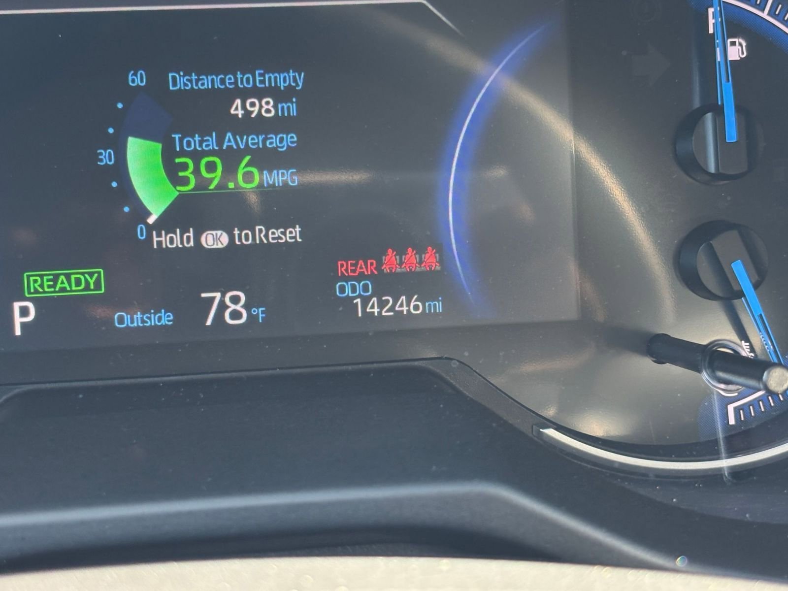 Used 2025 Toyota RAV4 LE image 39