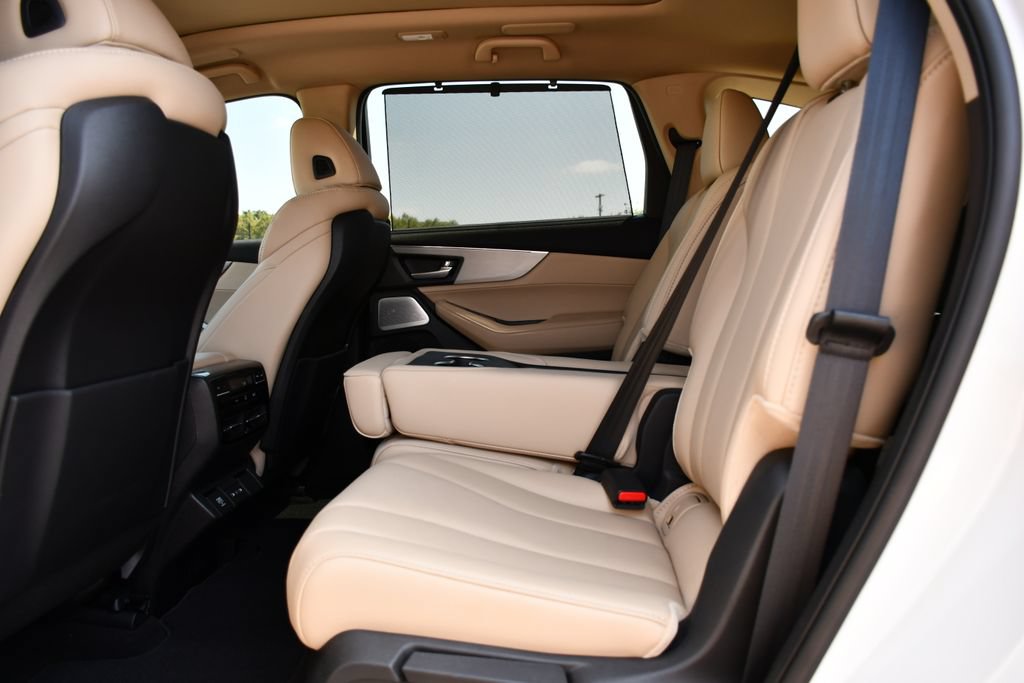 Used 2025 Acura MDX FWD w/ Technology Package image 28