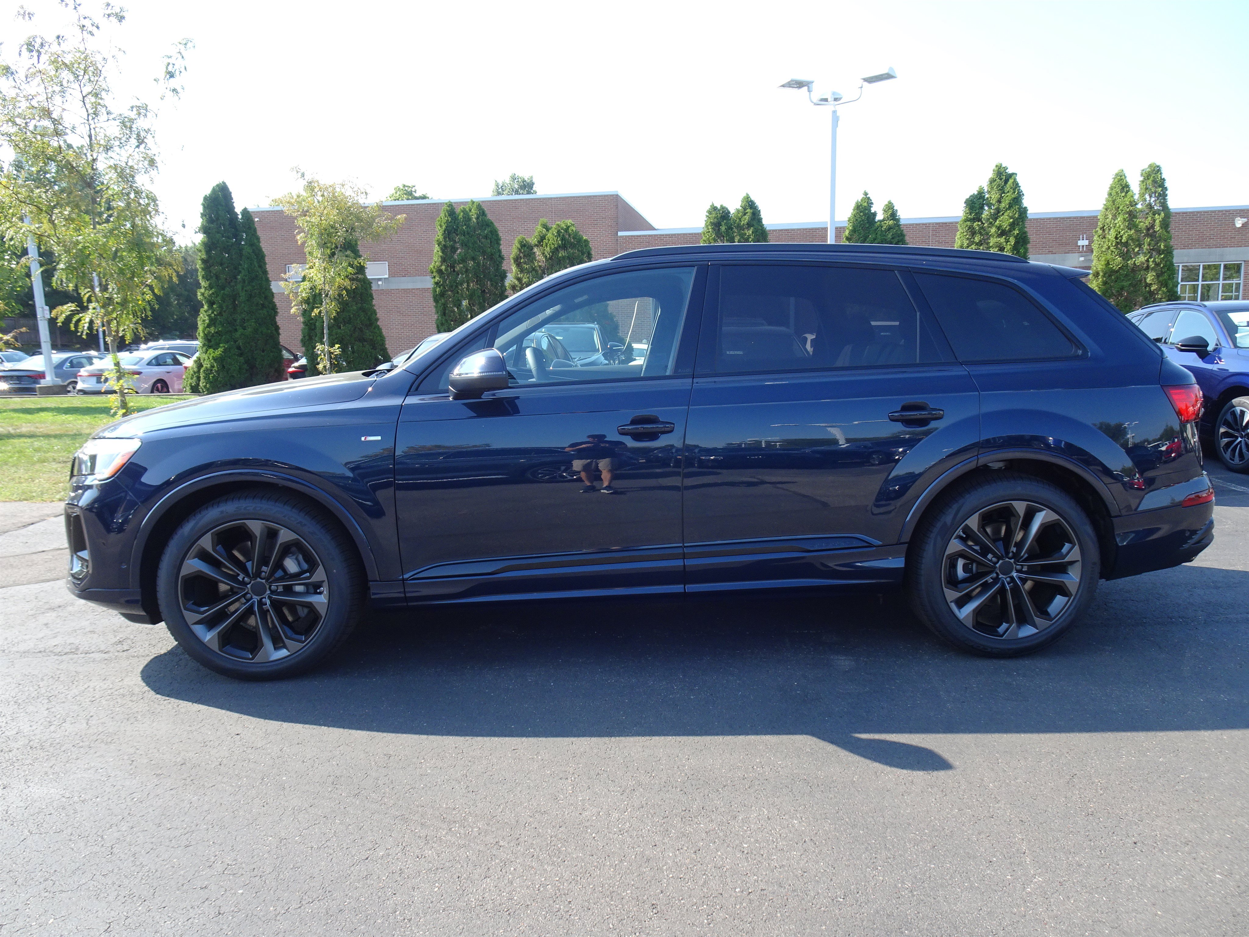 New 2026 Audi Q7 Premium Plus AWD/4WD image 2