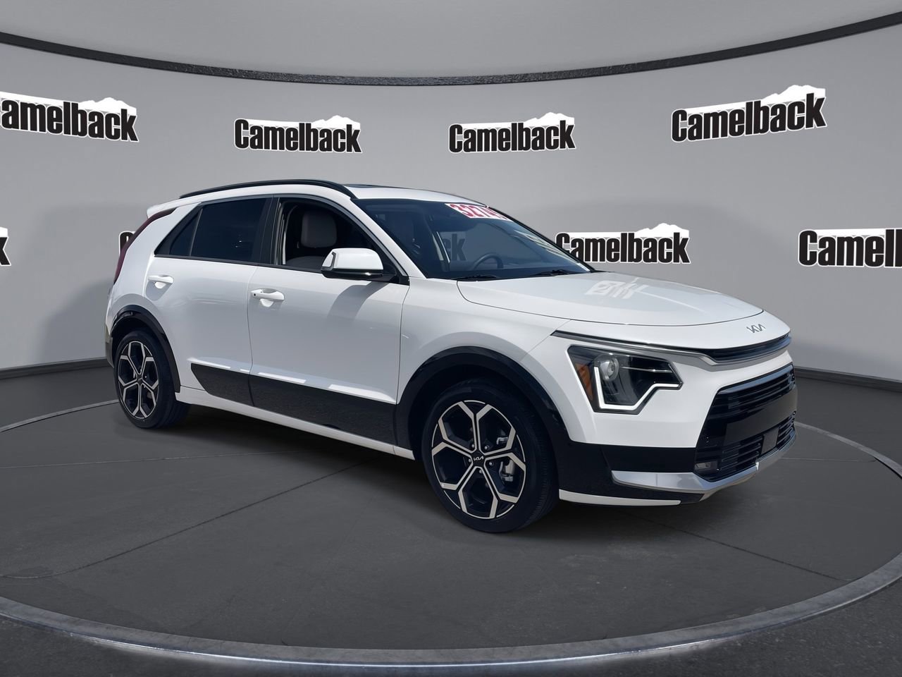 Certified 2025 Kia Niro EX Touring