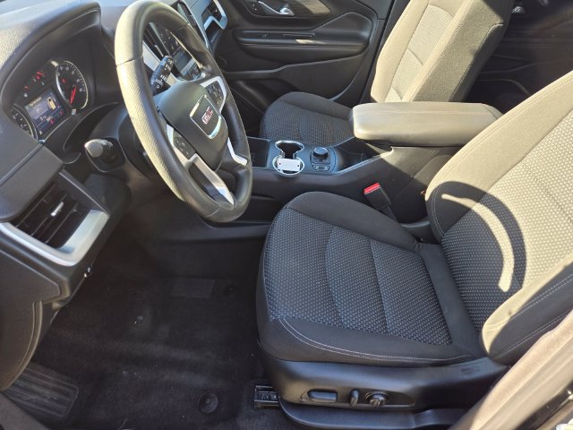 Used 2023 GMC Terrain SLE w/ Driver Convenience Package FWD image 14