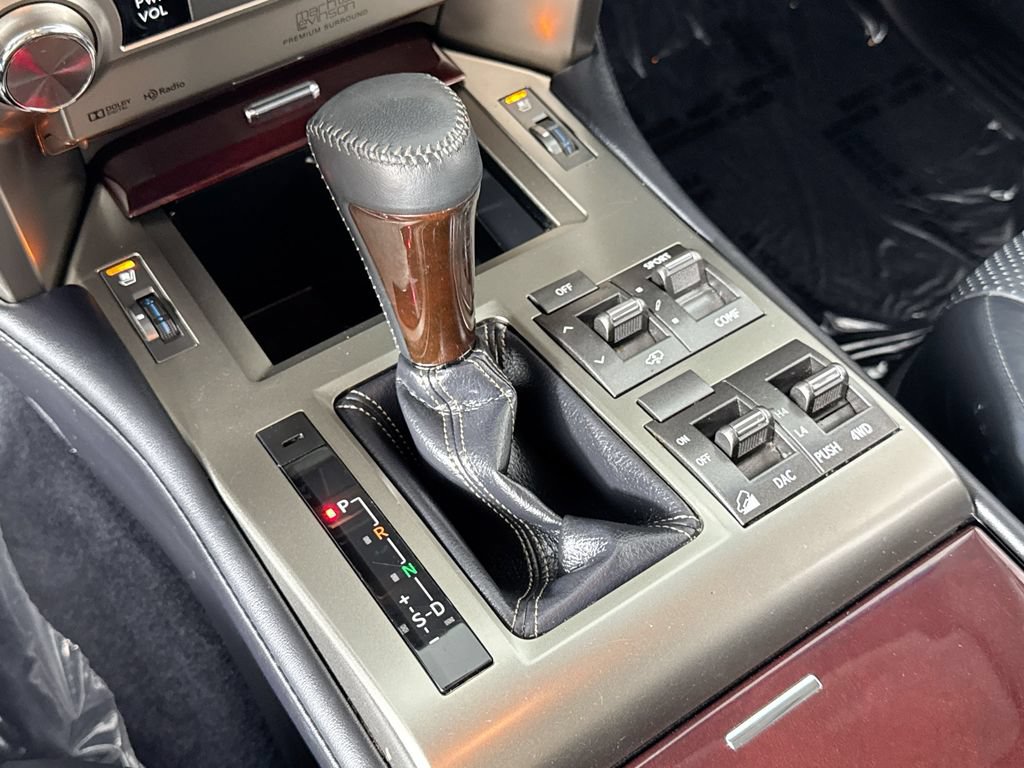 Used 2016 Lexus GX 460 Luxury w/ Preferred Accessory Package AWD/4WD image 24