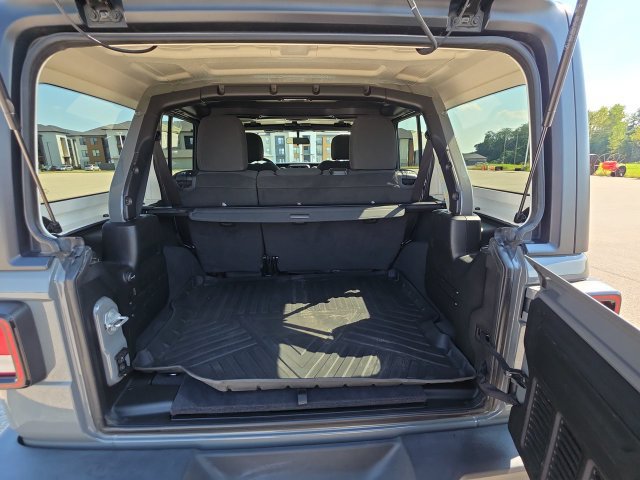 Used 2021 Jeep Wrangler Unlimited Sport AWD/4WD image 30