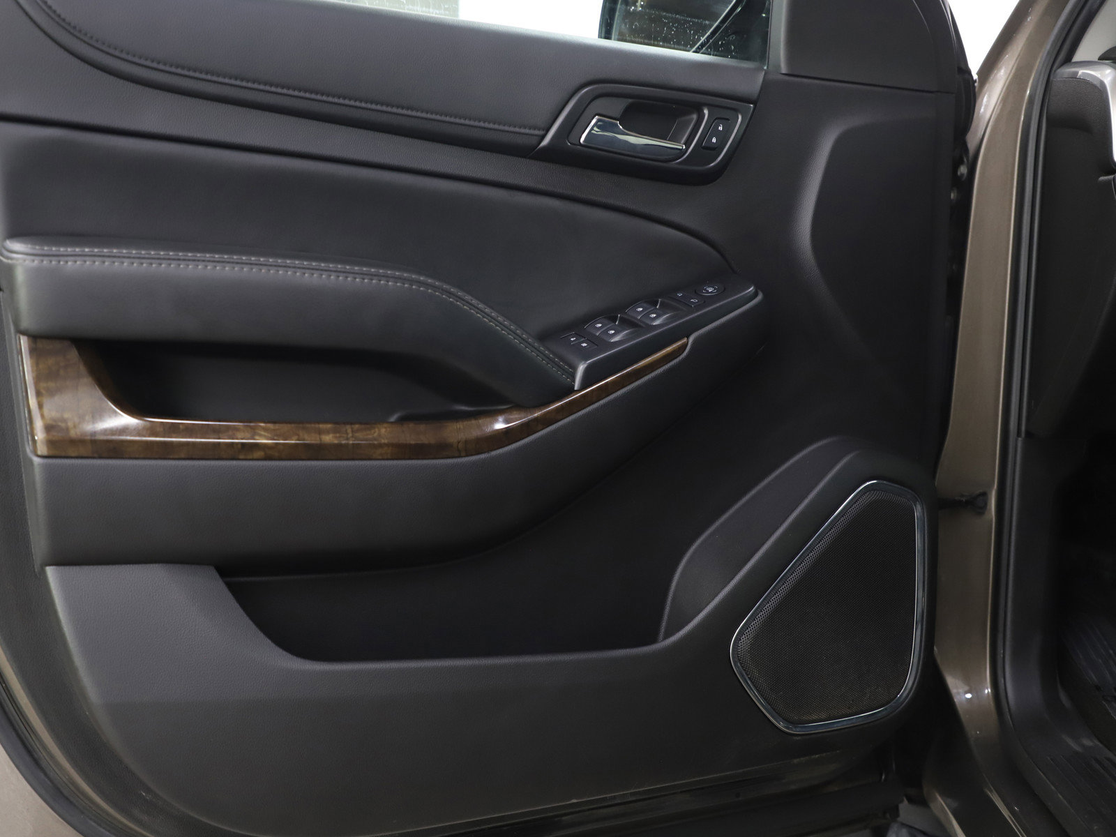 Used 2016 Chevrolet Tahoe LS w/ Max Trailering Package image 20