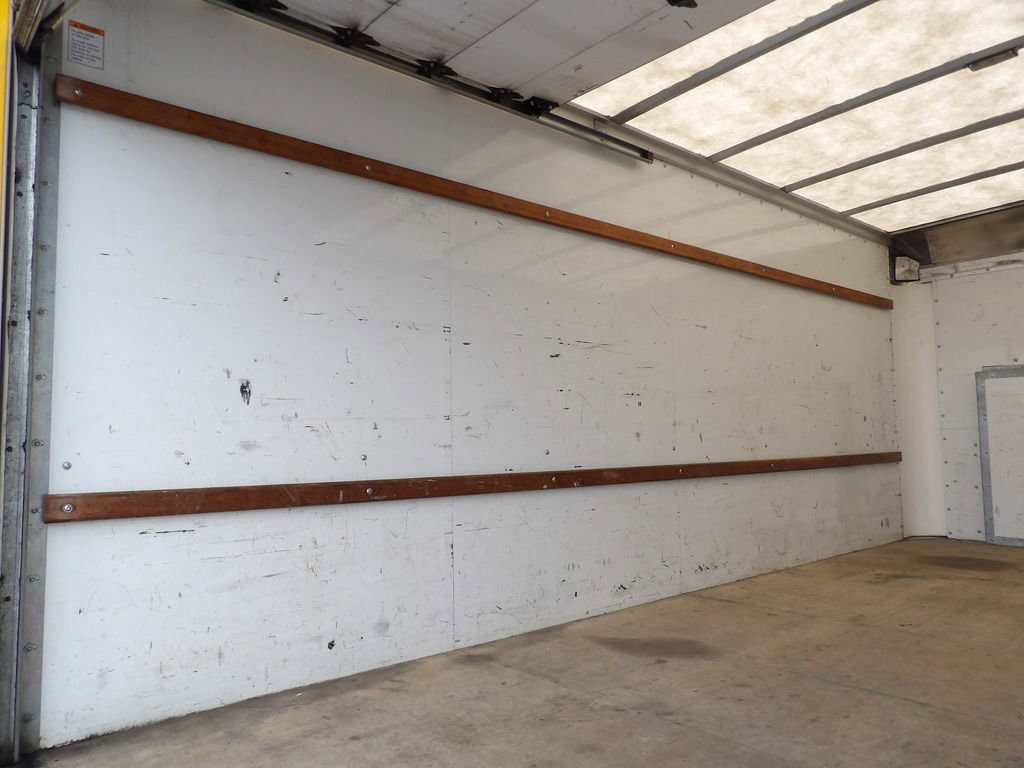Used 2021 Ford E-350 and Econoline 350 Super Duty RWD image 37