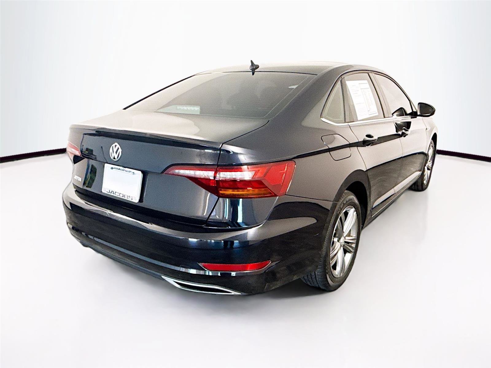 Used 2019 Volkswagen Jetta R-Line image 15