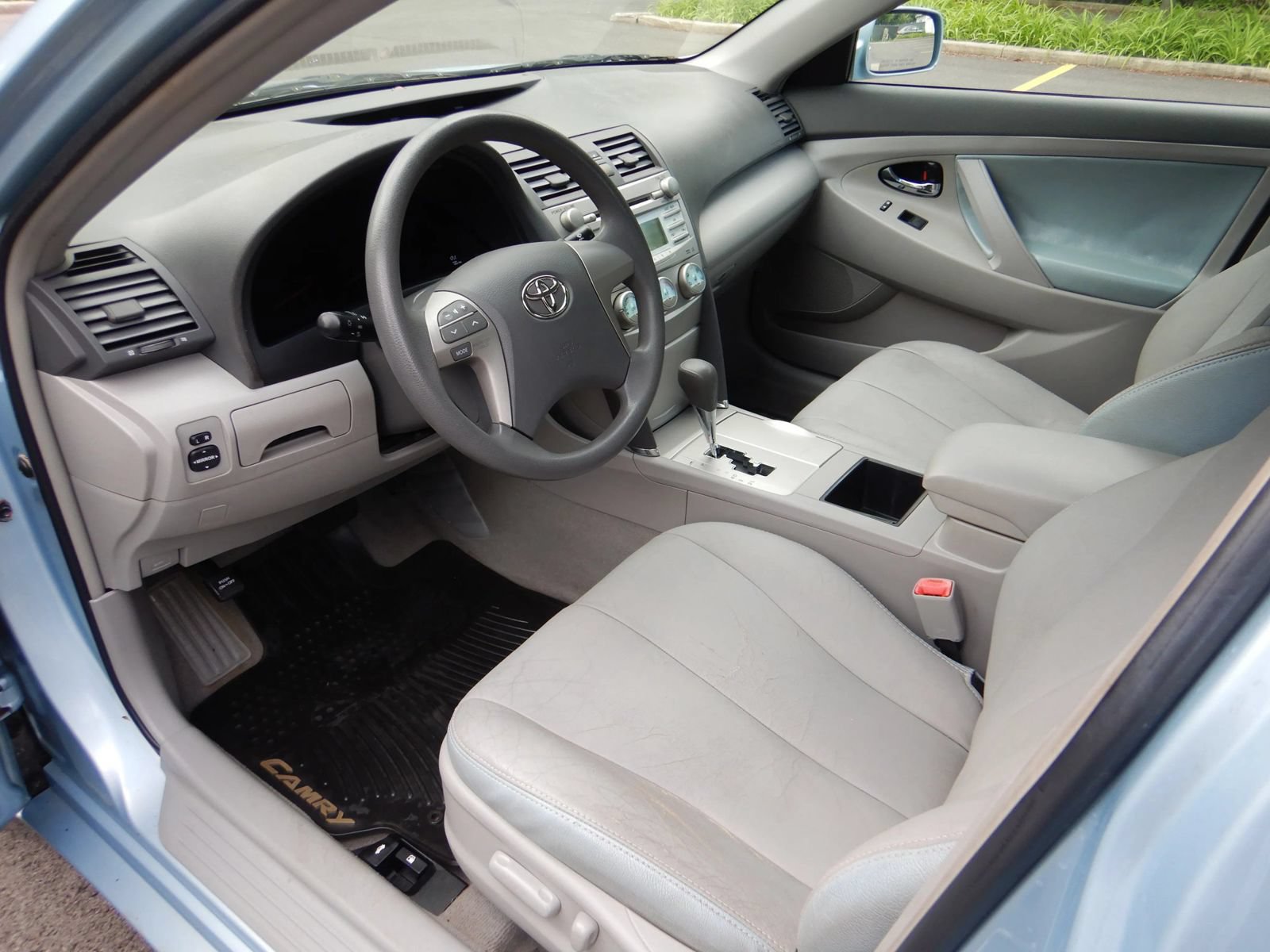 Used 2007 Toyota Camry LE FWD image 12