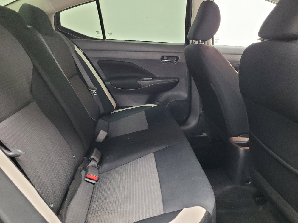 Used 2021 Nissan Versa SV FWD image 19