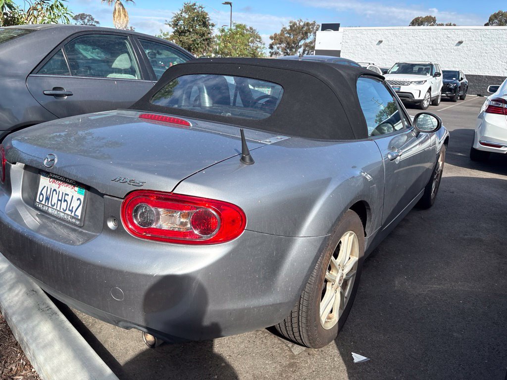 Used 2012 MAZDA MX-5 Miata Sport w/ Convenience Pkg RWD image 5