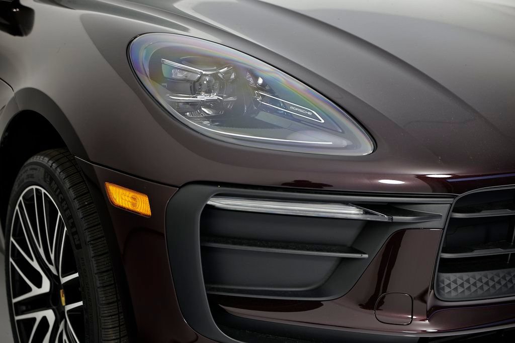 New 2026 Porsche Macan AWD/4WD image 16
