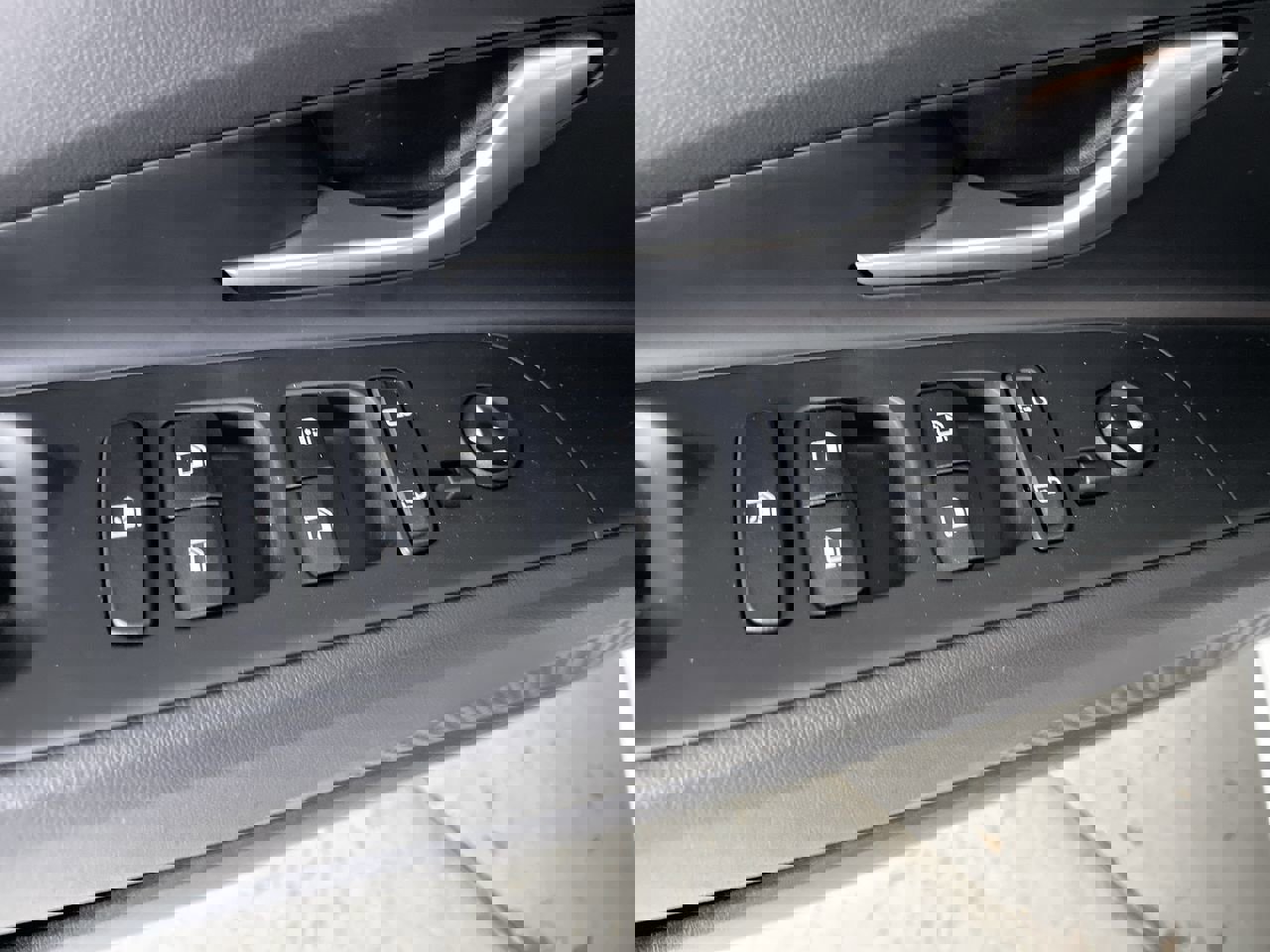 Used 2023 Hyundai Elantra SEL w/ Convenience Package image 11