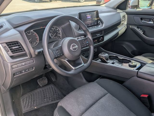 Used 2024 Nissan Rogue SV AWD/4WD image 14