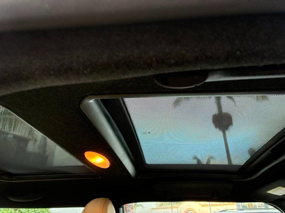 Used 2010 MINI Cooper Clubman Hardtop image 27