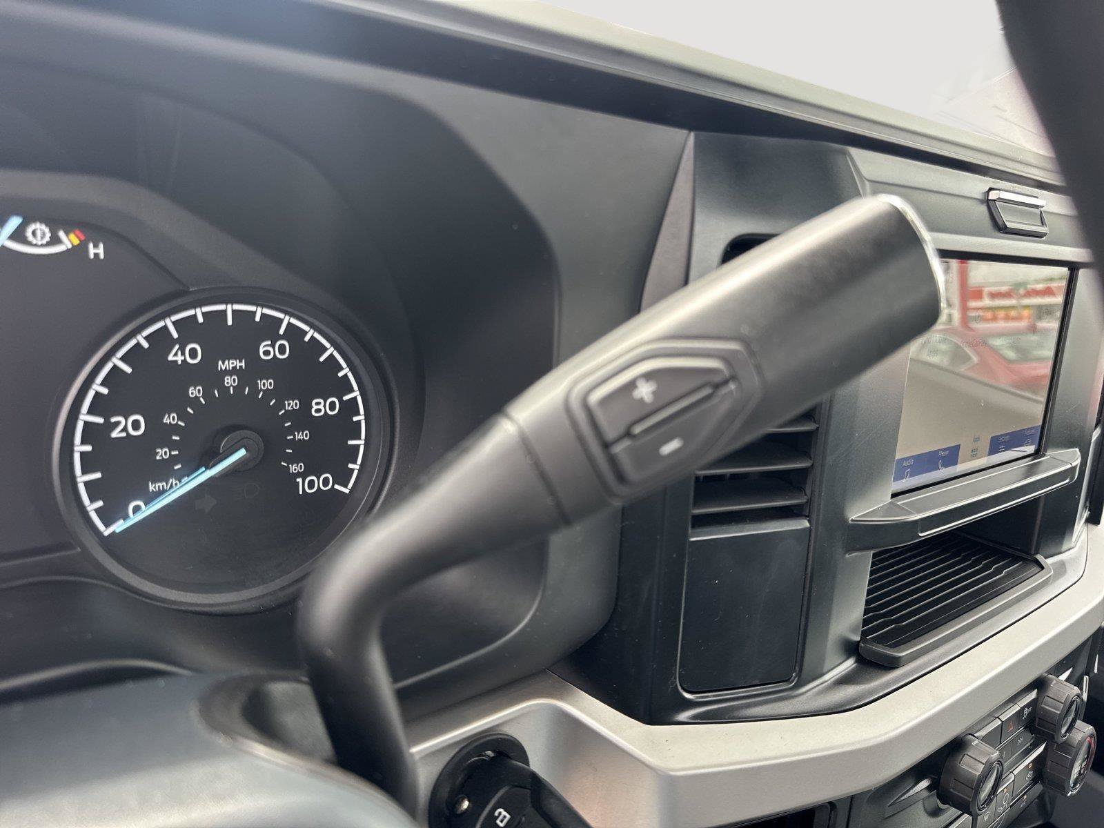 Used 2025 Ford F250 XL RWD image 13