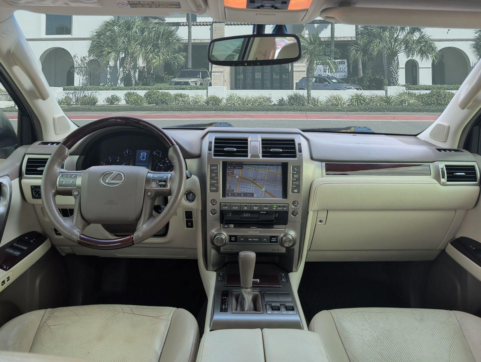 Used 2014 Lexus GX 460 w/ Premium Package AWD/4WD image 27