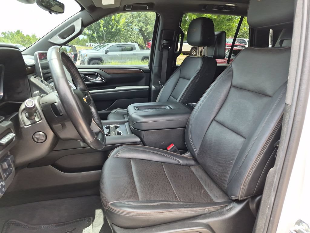 Used 2023 Chevrolet Tahoe High Country w/ Advanced Technology Package AWD/4WD image 22