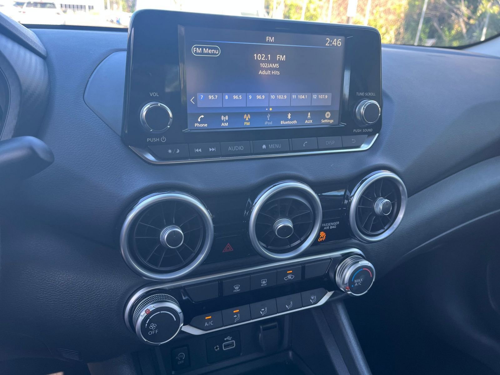 Used 2025 Nissan Sentra S FWD image 17