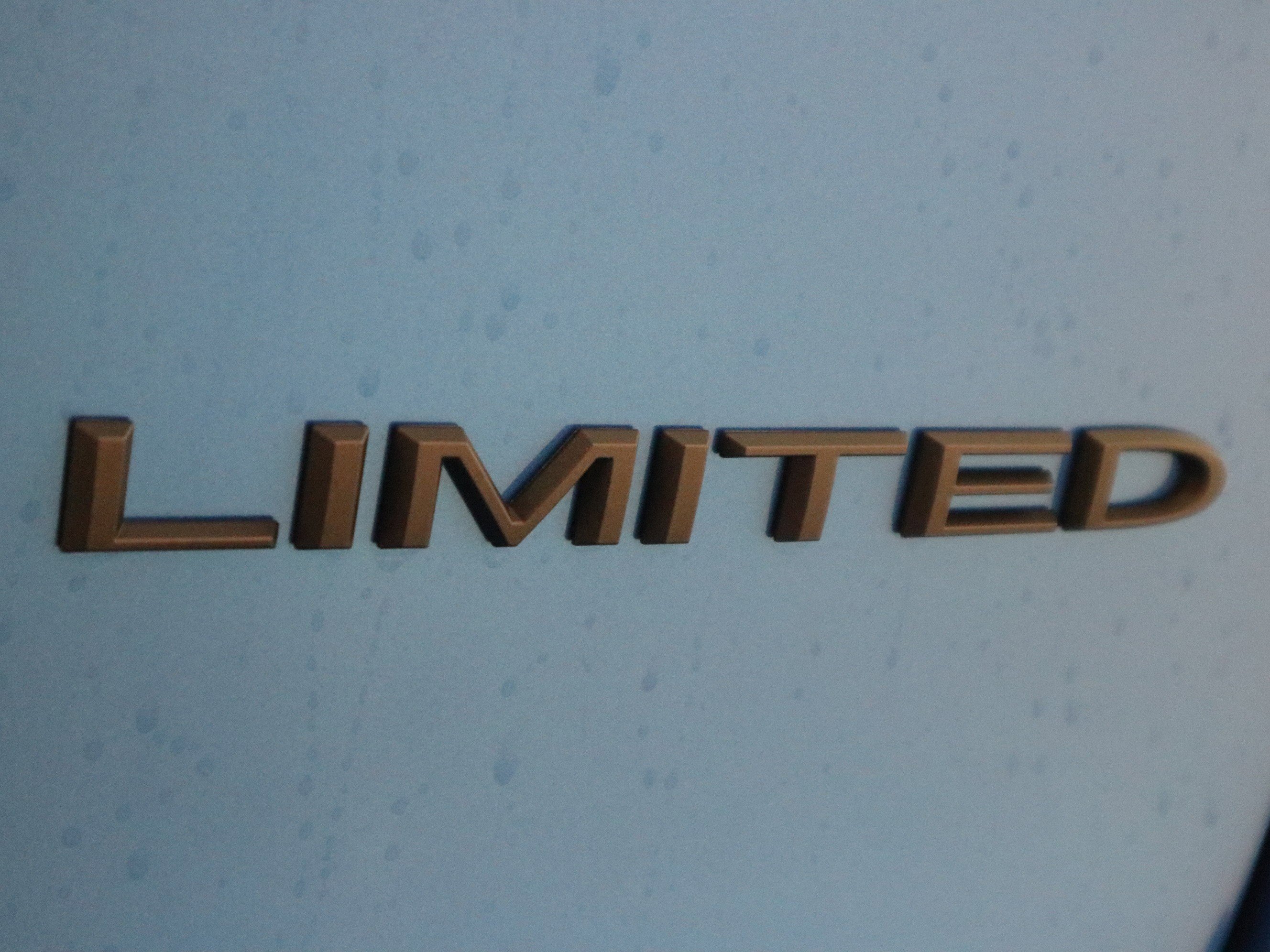 New 2026 Chrysler Pacifica Limited w/ S Appearance Package image 40