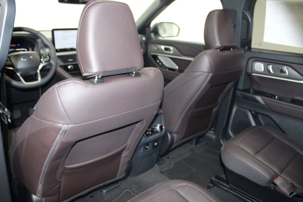 New 2026 Ford Explorer Platinum image 26