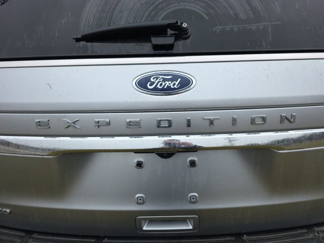 Used 2023 Ford Expedition Max Limited image 21