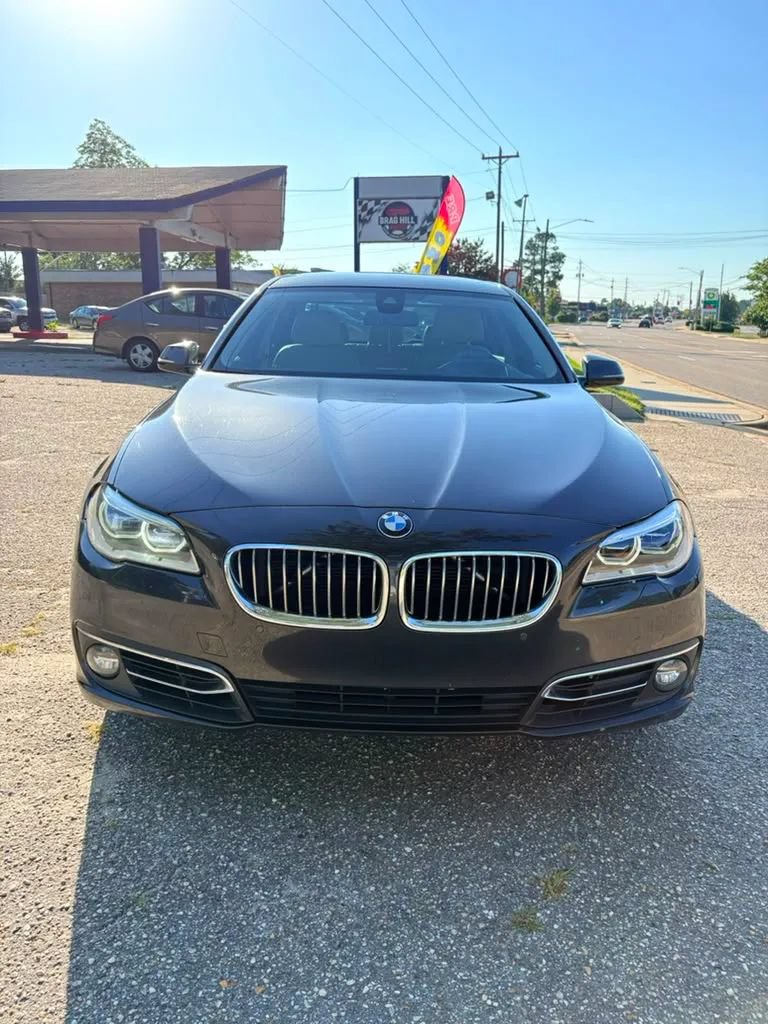 Used 2016 BMW 535i Sedan RWD image 2