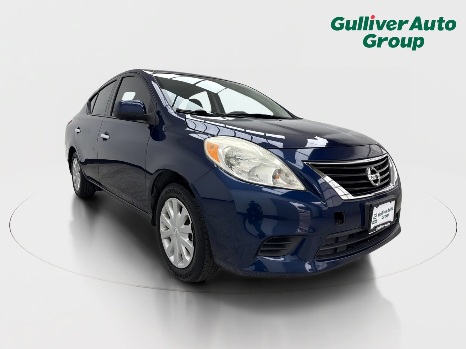 Used 2014 Nissan Versa SV FWD image 13
