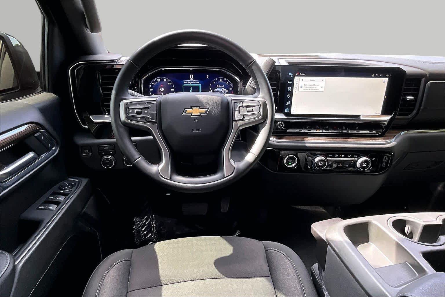 Used 2023 Chevrolet Silverado 1500 LT AWD/4WD image 6