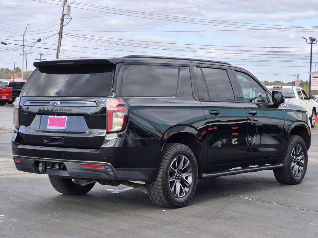 Used 2021 Chevrolet Suburban Z71 w/ Z71 Signature Package image 6