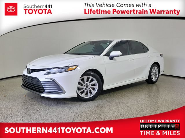 Used 2023 Toyota Camry LE FWD image 1