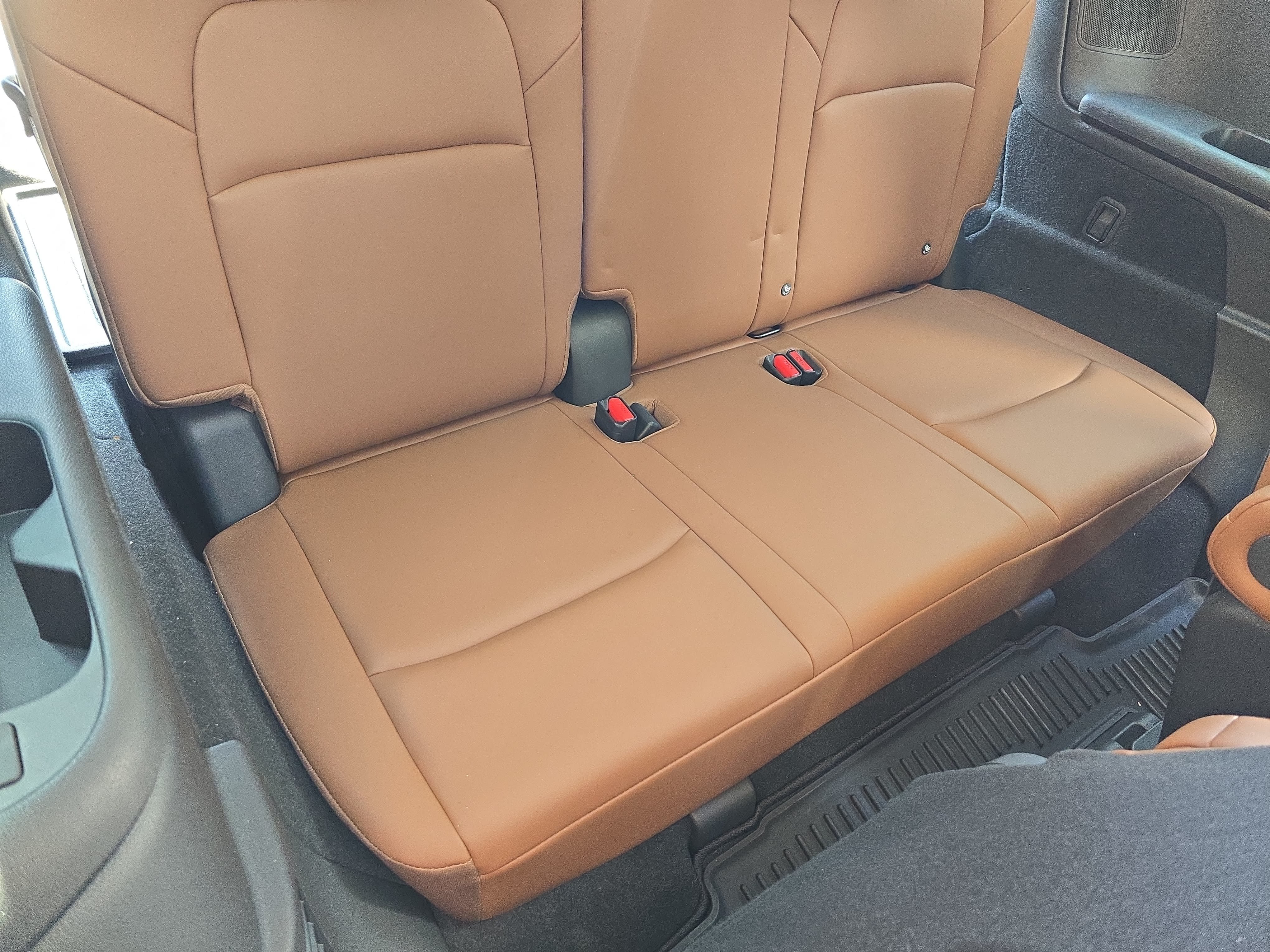 Certified 2023 Nissan Pathfinder Platinum AWD/4WD image 12