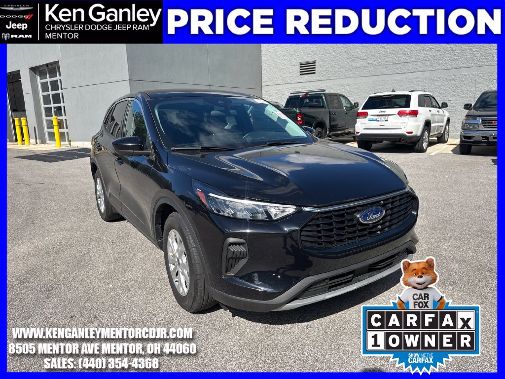 Used 2023 Ford Escape Active w/ Tech Pack #2 FWD image 1