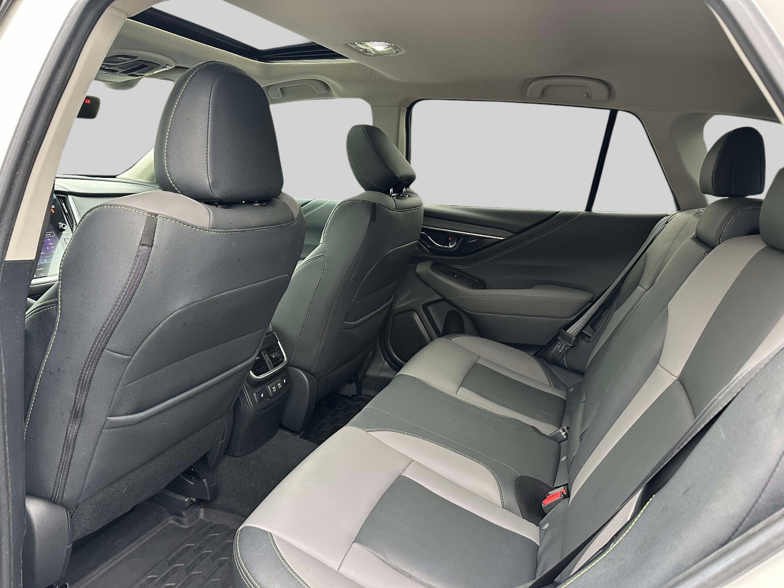 Used 2020 Subaru Outback Onyx Edition XT image 6