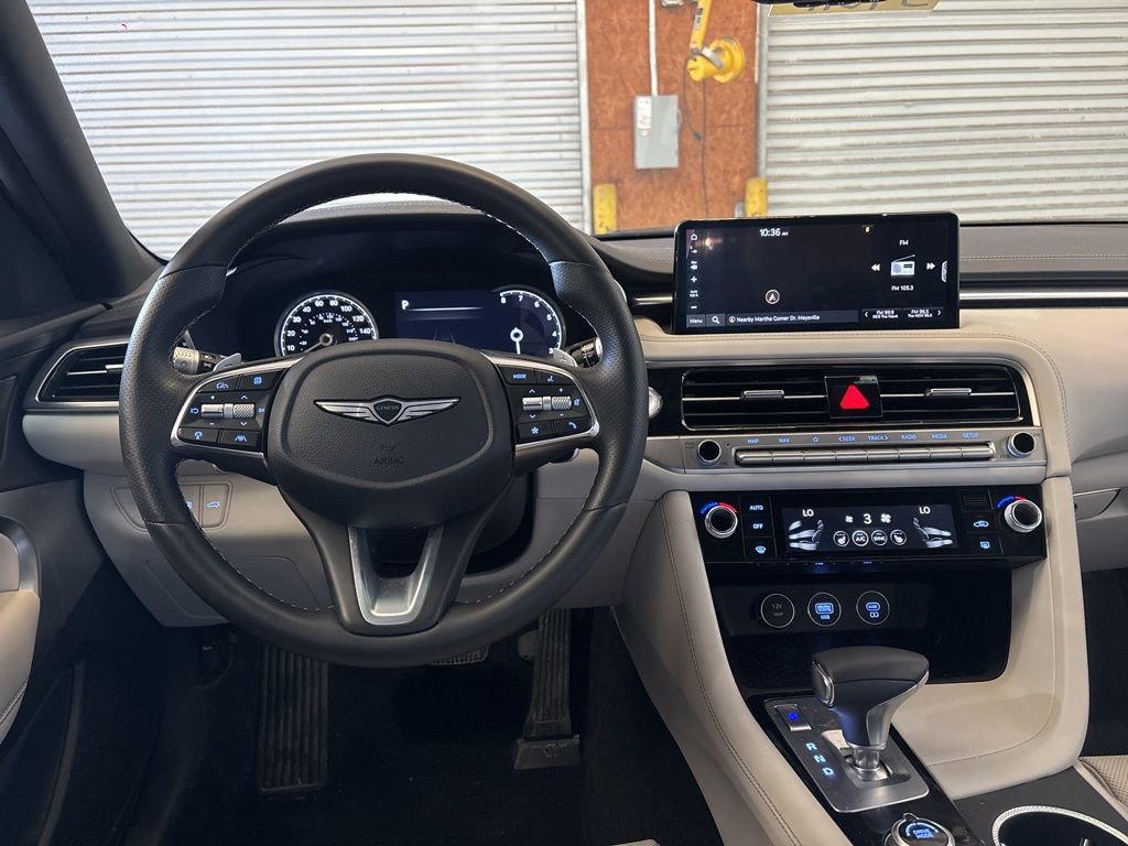 Used 2025 Genesis G70 2.5T image 23