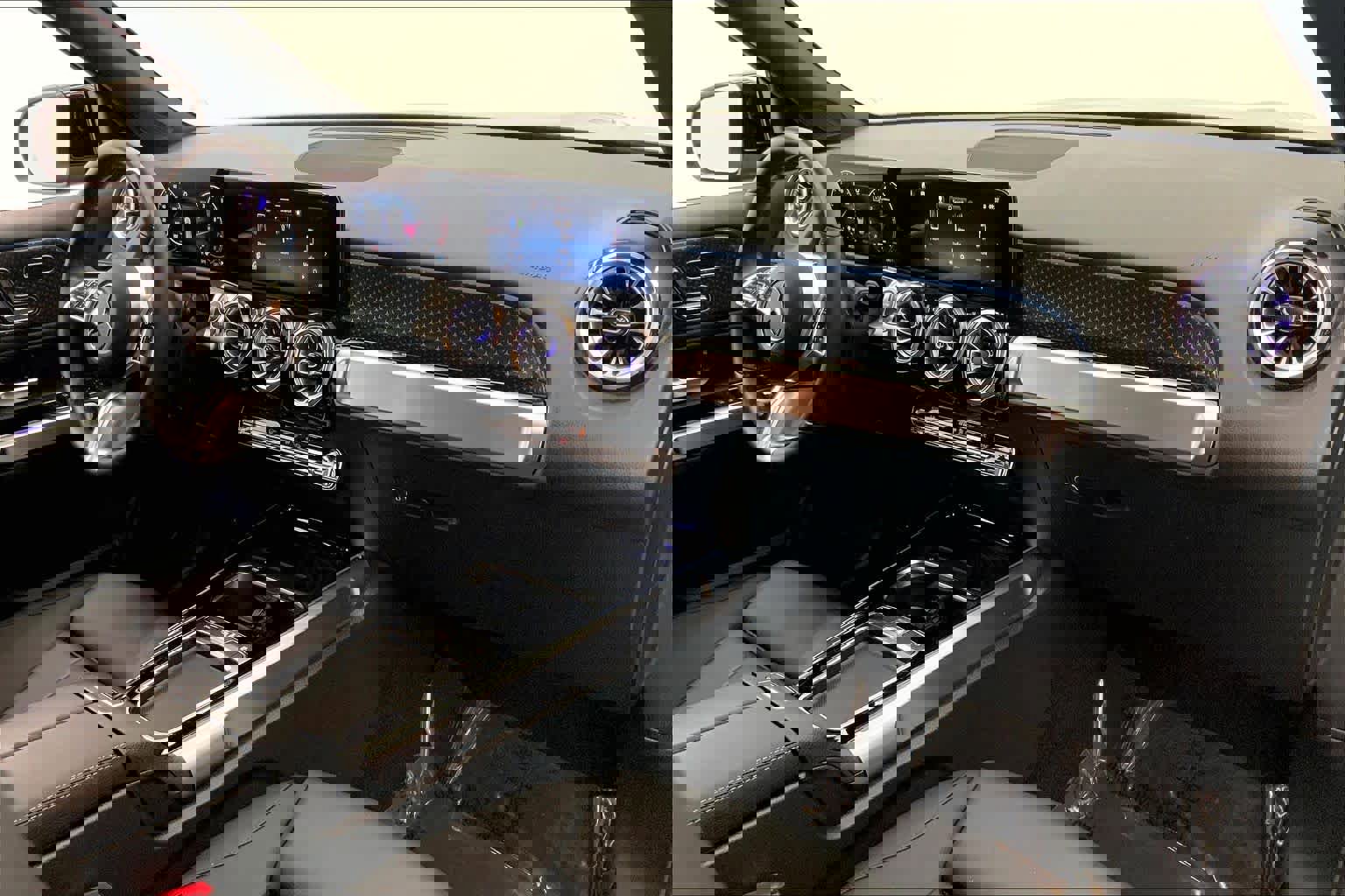 Used 2025 Mercedes-Benz GLB 250 image 10