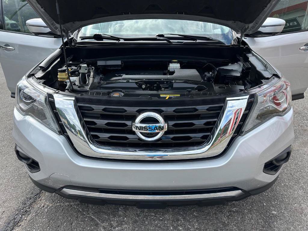Used 2019 Nissan Pathfinder SL AWD/4WD image 35