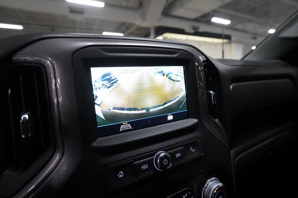 Certified 2022 GMC Sierra 3500 Pro w/ Convenience Package image 17