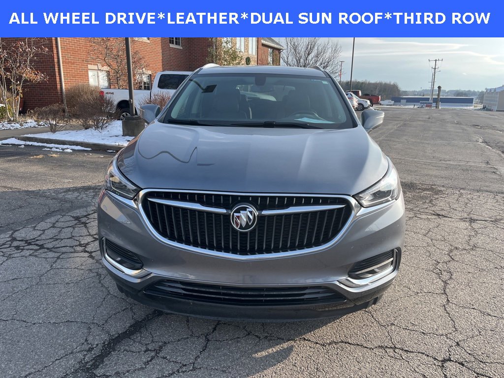 Used 2020 Buick Enclave Essence w/ Sound and Sites Package image 2